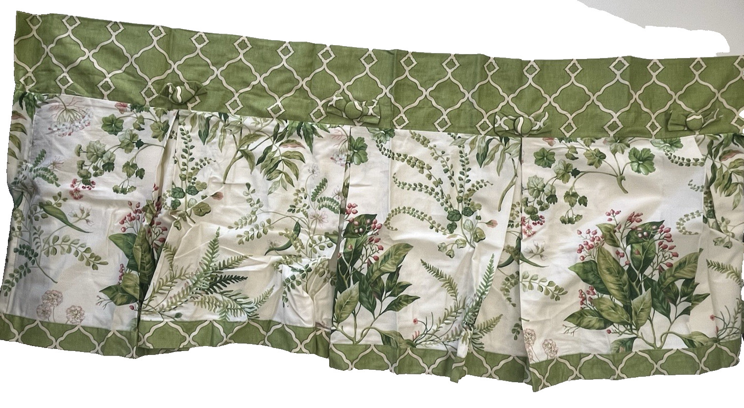 2 Vtg Waverly Williamsburg Floral Button Pleated Valances Botanical 19” X 48”