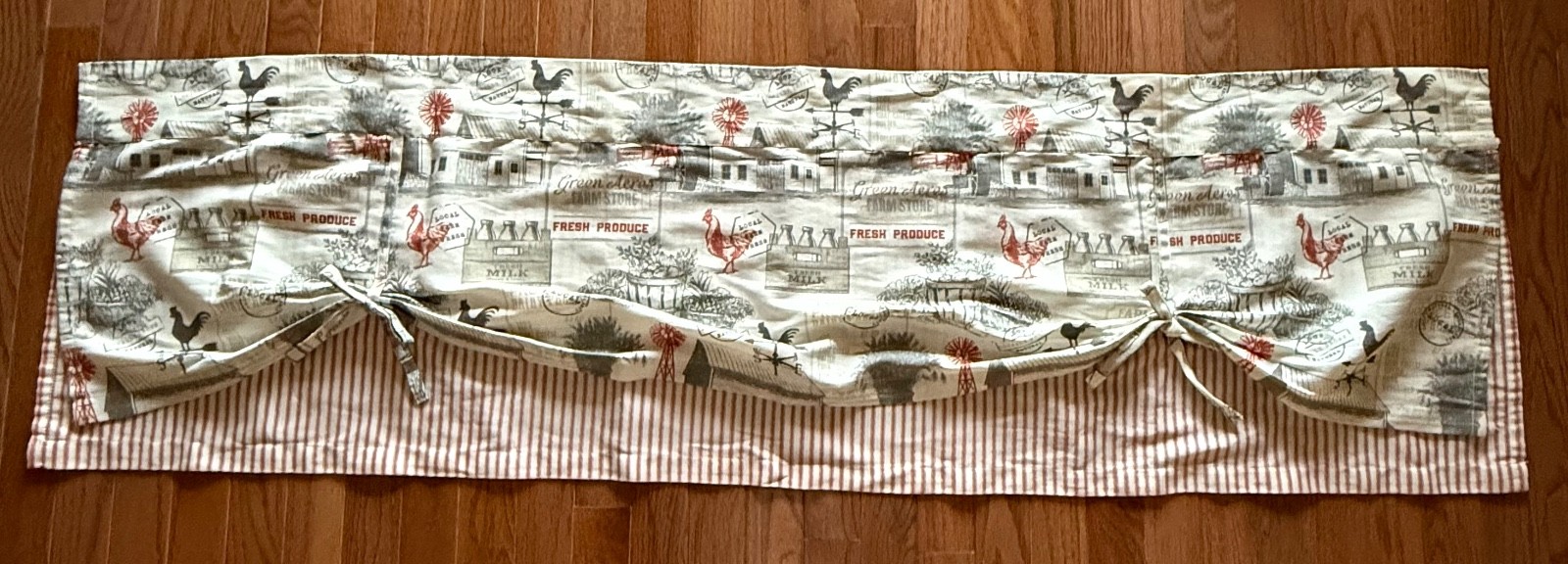 Better Homes & Gardens Rustic Farmhouse Kitchen Window Valance Rooster, 1 panel
