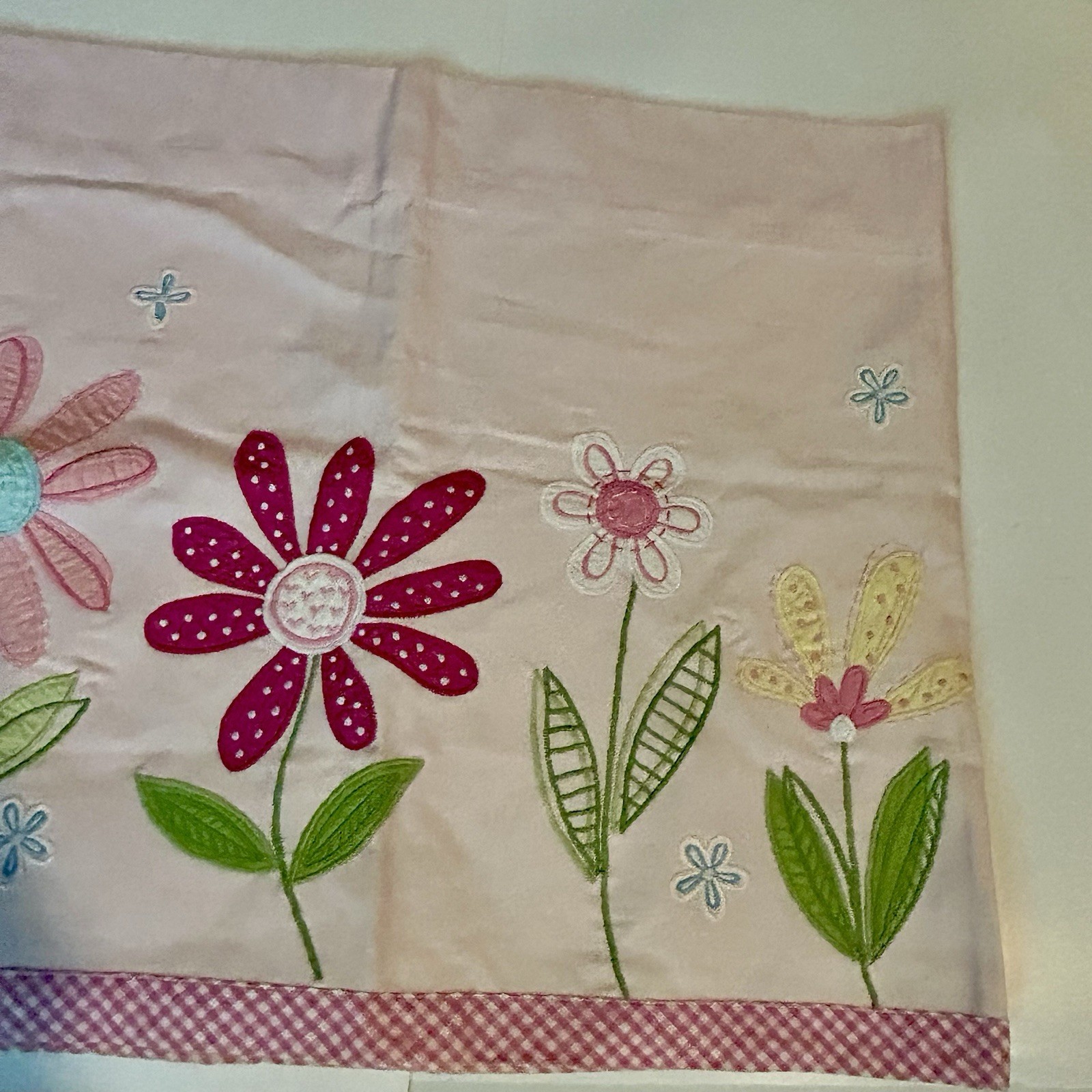 Pottery Barn Kids Daisy Garden Window Valances Set of 2 Pink Floral 44 x 18 READ