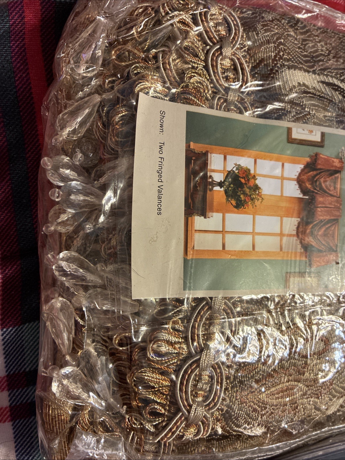 4 Venetian Ribbed Jacquard Ribbed Regent Valance 30” W X 15” L – 3 New, One Open