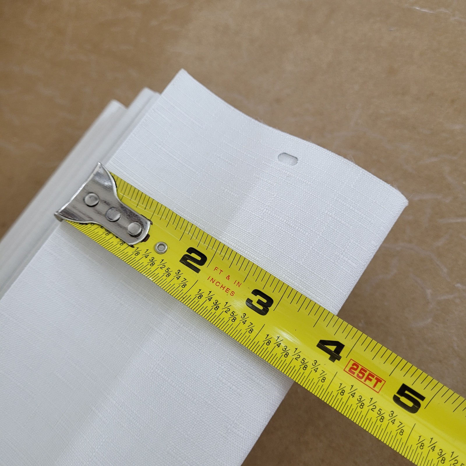 40 Hunter Douglas Cadence Vertical Blind Curved Vanes Slats 77.5″ Long Lot NEW