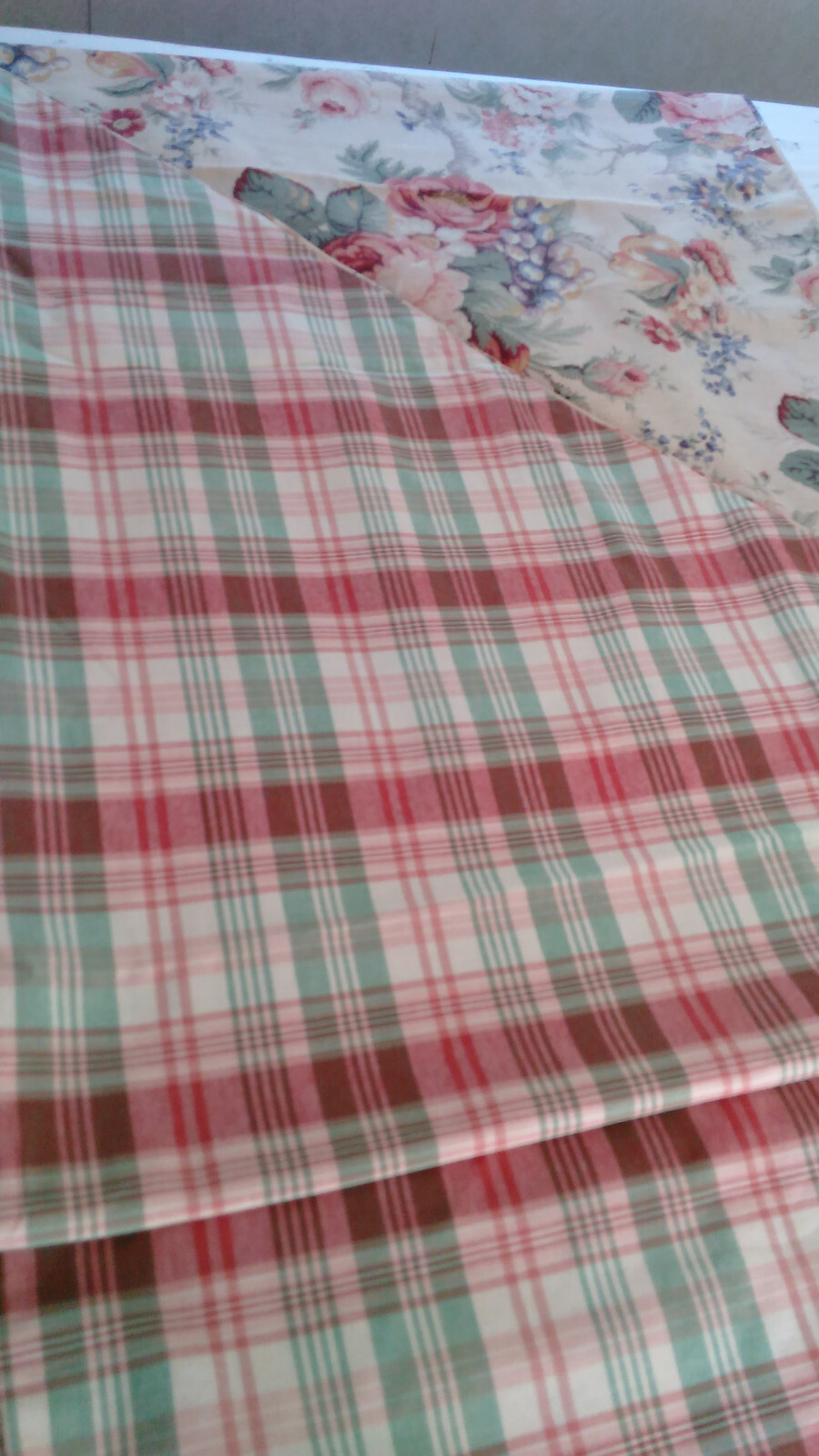 CHAPS LARGE WINDOW SCARF-2 FABRICS-PARCHMENT AND PLAID-252″ LONG COTTON FABRIC