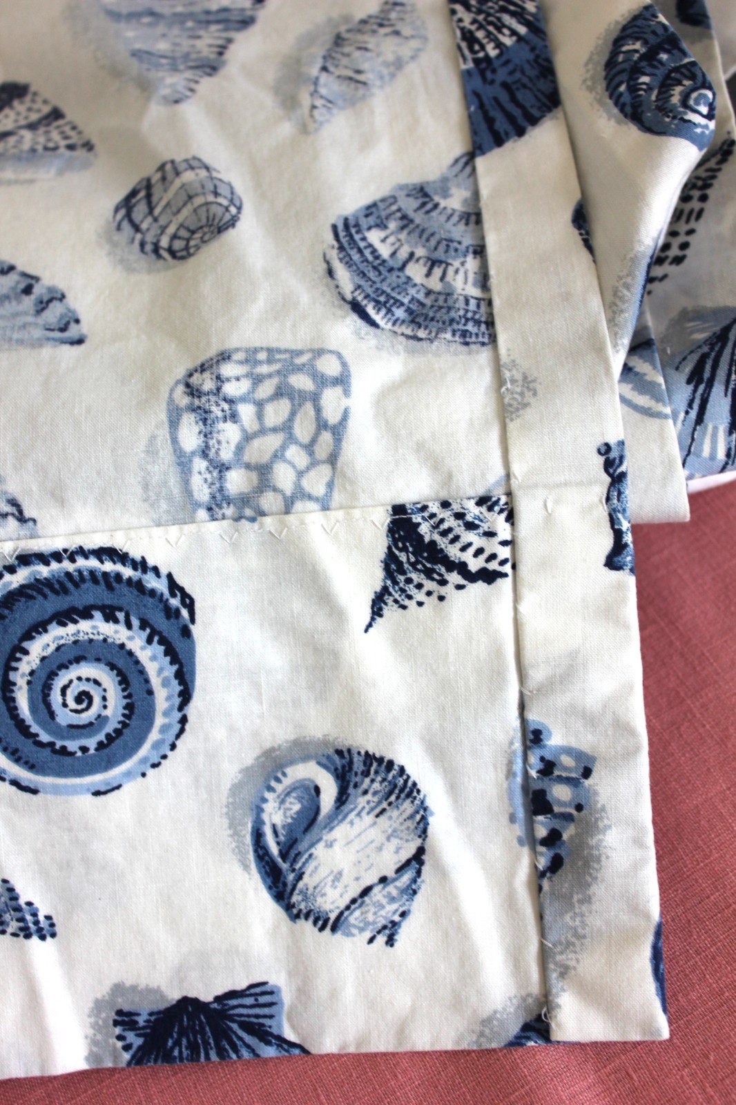 Custom Curtains Blue White Seashell Toile Vtg 3-Pc Drapery Set Beachcomber