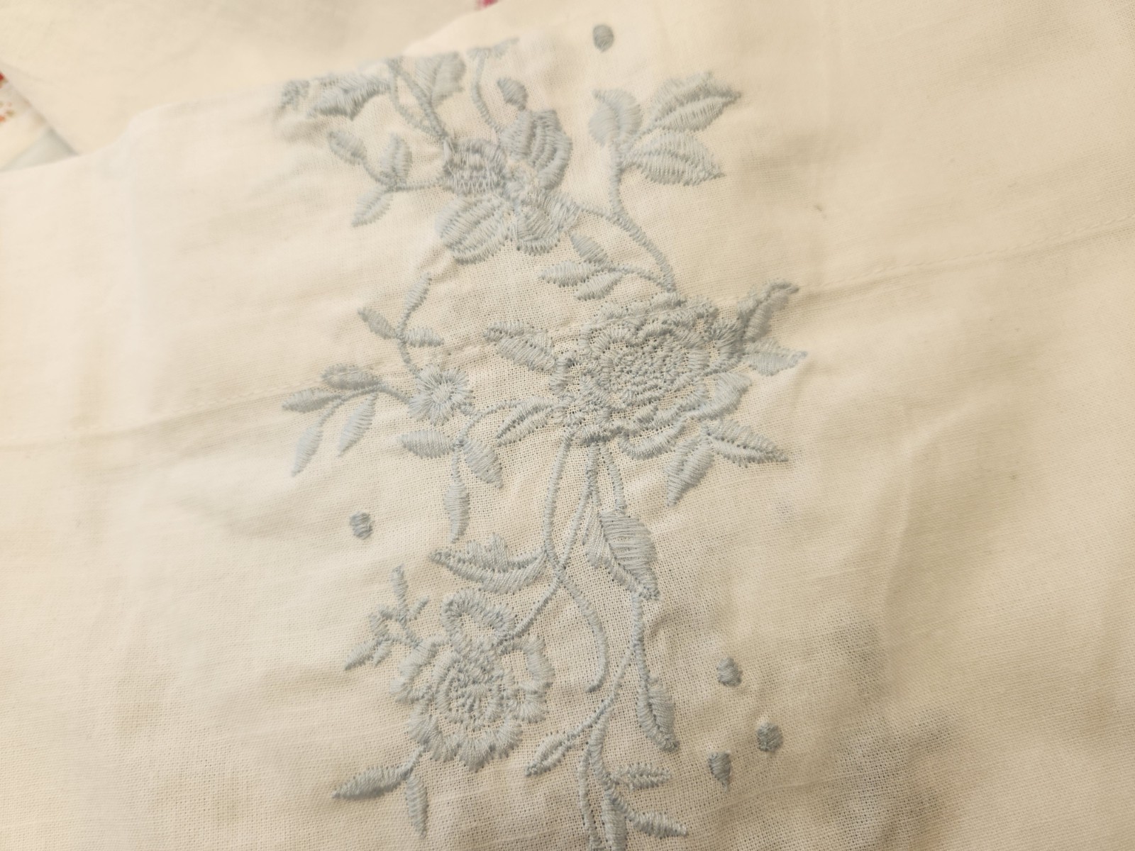NEW SIMPLY SHABBY CHIC EMBROIDERED FLORAL 100% COTTON CURTAIN PANELS