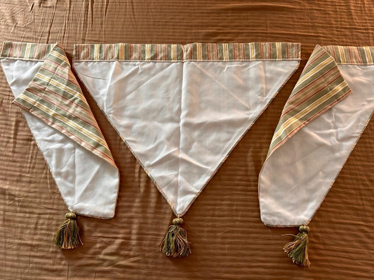 triple point valance 3 pieces colonial style gold green stripe lined tassels