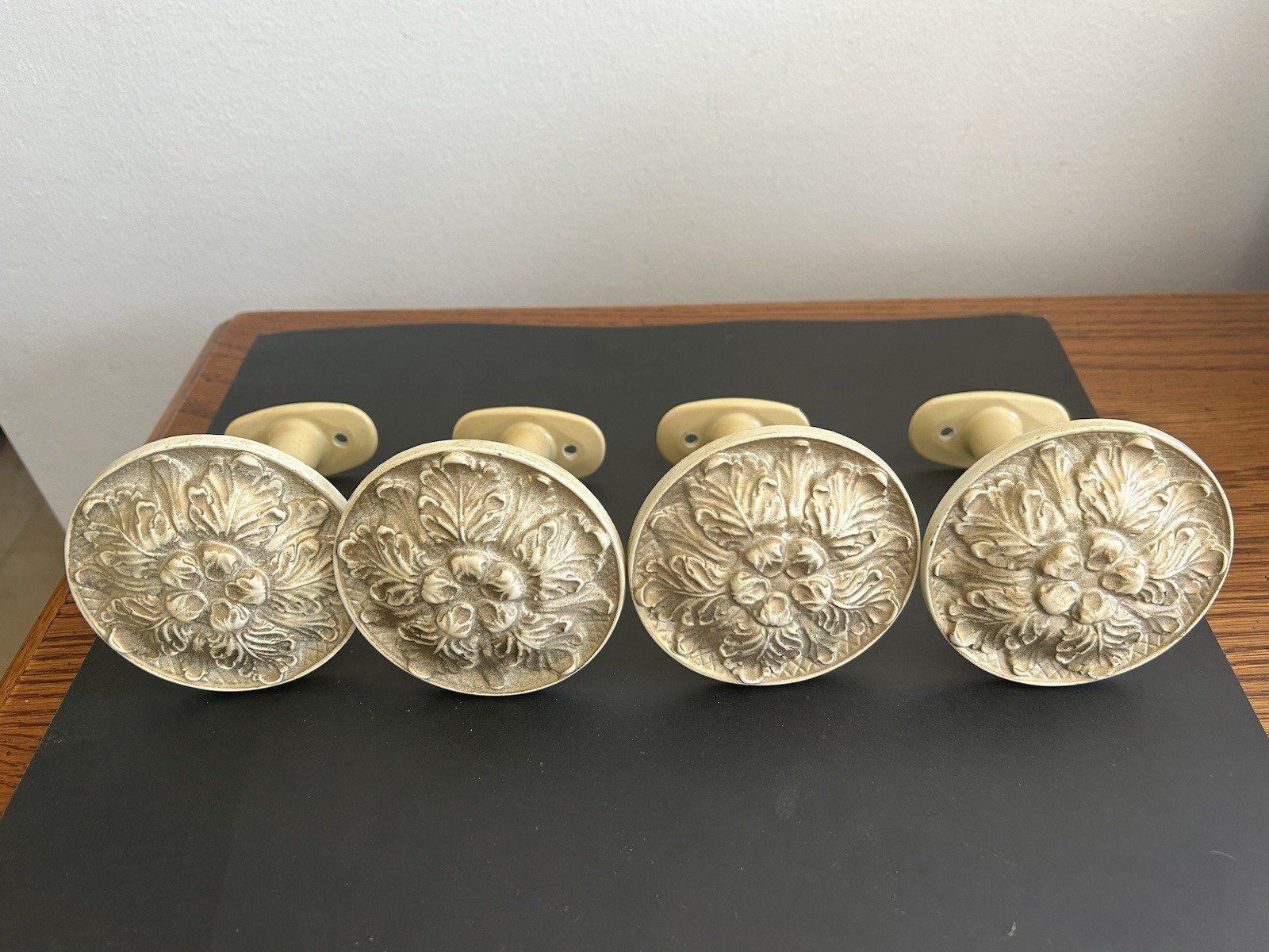 4 Vintage Curtain Drapery Holdback 3.25” Round Antique White Floral Medallion