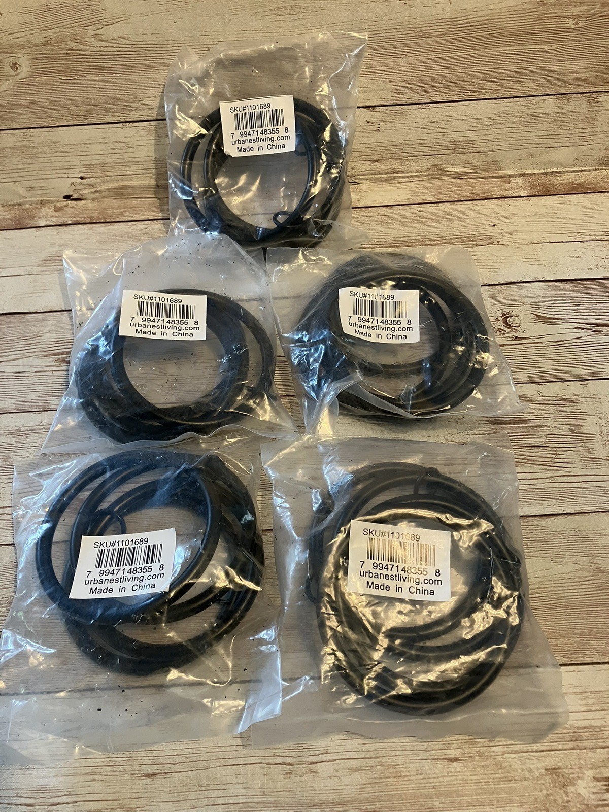 New Urbanest Living Black Metal Curtain Rings w/ Eyelets ID 2.5” Total Of 20