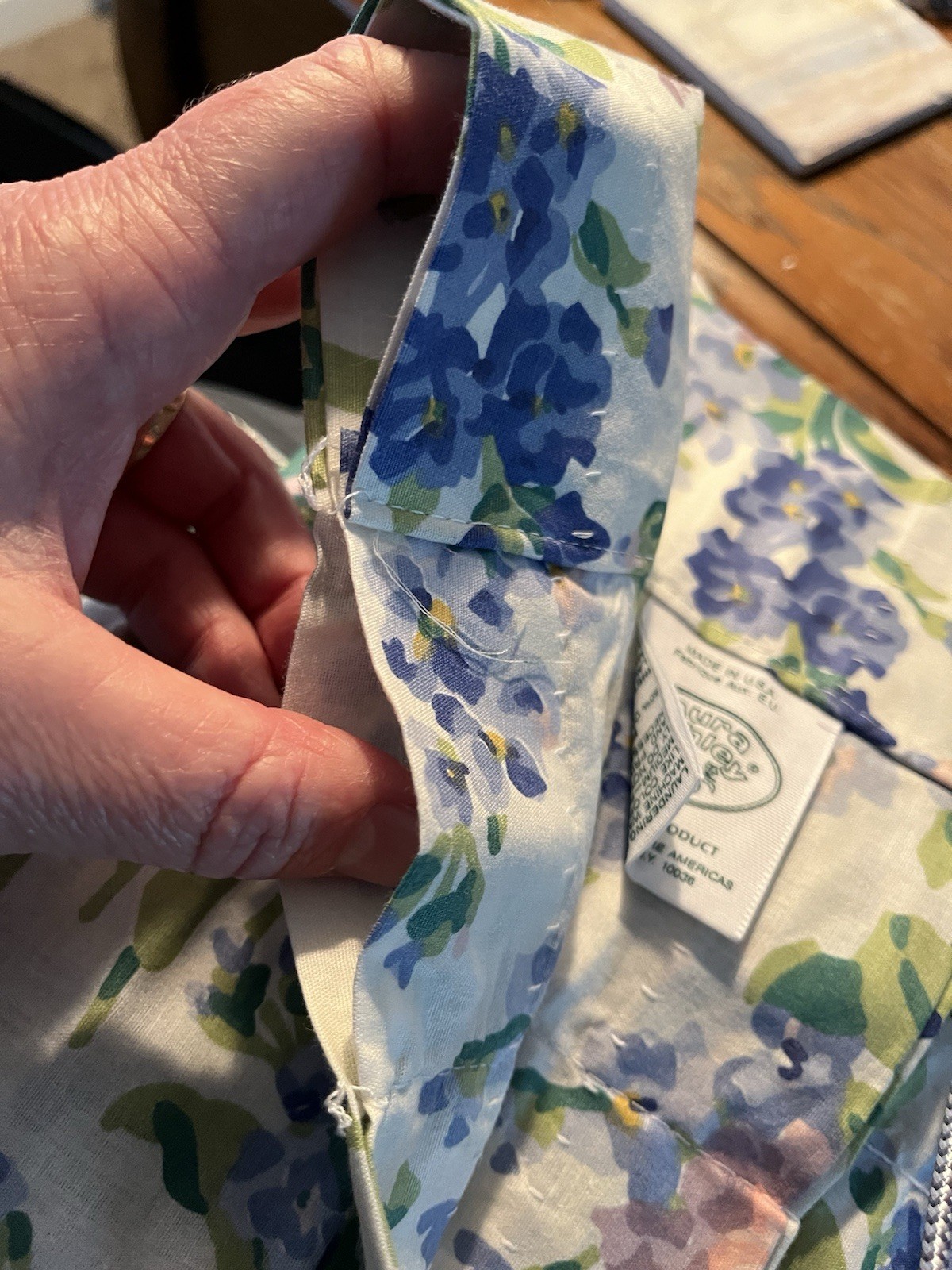 Vintage LAURA ASHLEY Blue Purple Stocks Floral Valance 17 3/4×42 1/4” Used