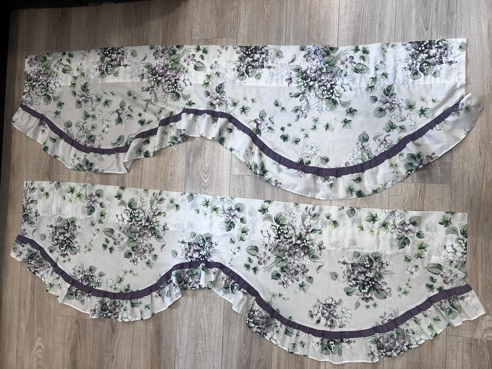 VTG JC Penney Lilac Floral Blouson Valance Set of 2 70×21 Cottage Core