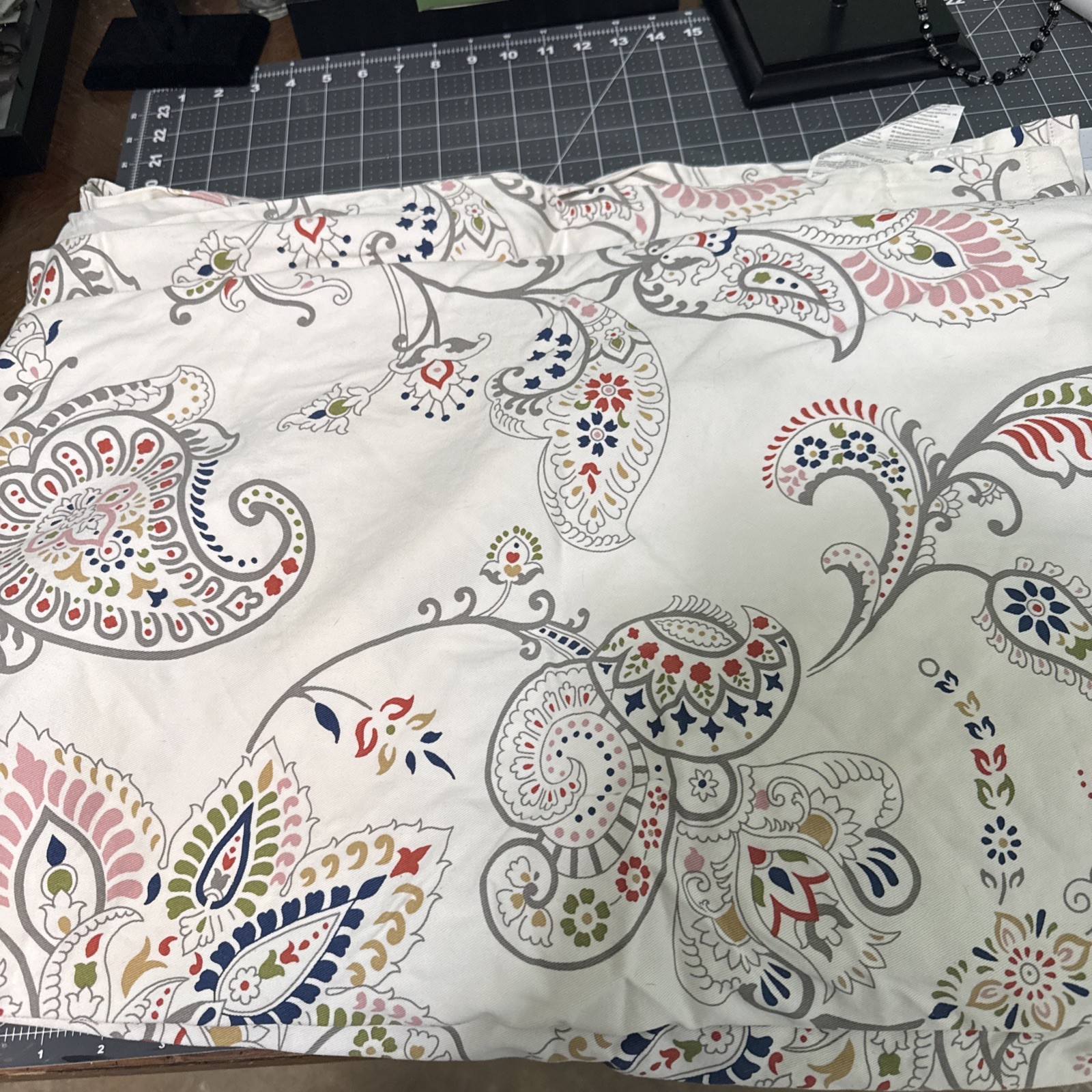 ikea PUSSMUN Curtains, 1 pair, white/multicolor, paisley Pattern 57×98 ” NEW