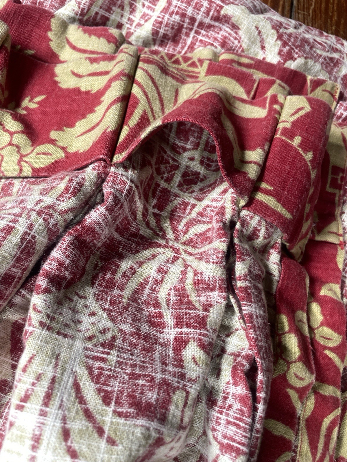 Vintage Set of 4 Pinch Pleat Curtains 70s MCM 108” Long Red Green Drapes Retro