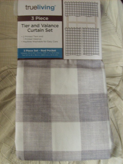TRUELIVING~GRAY/ WHITE PLAID~3 PIECE TIER & VALANCE CURTAIN SET~NEW~ROD POCKET