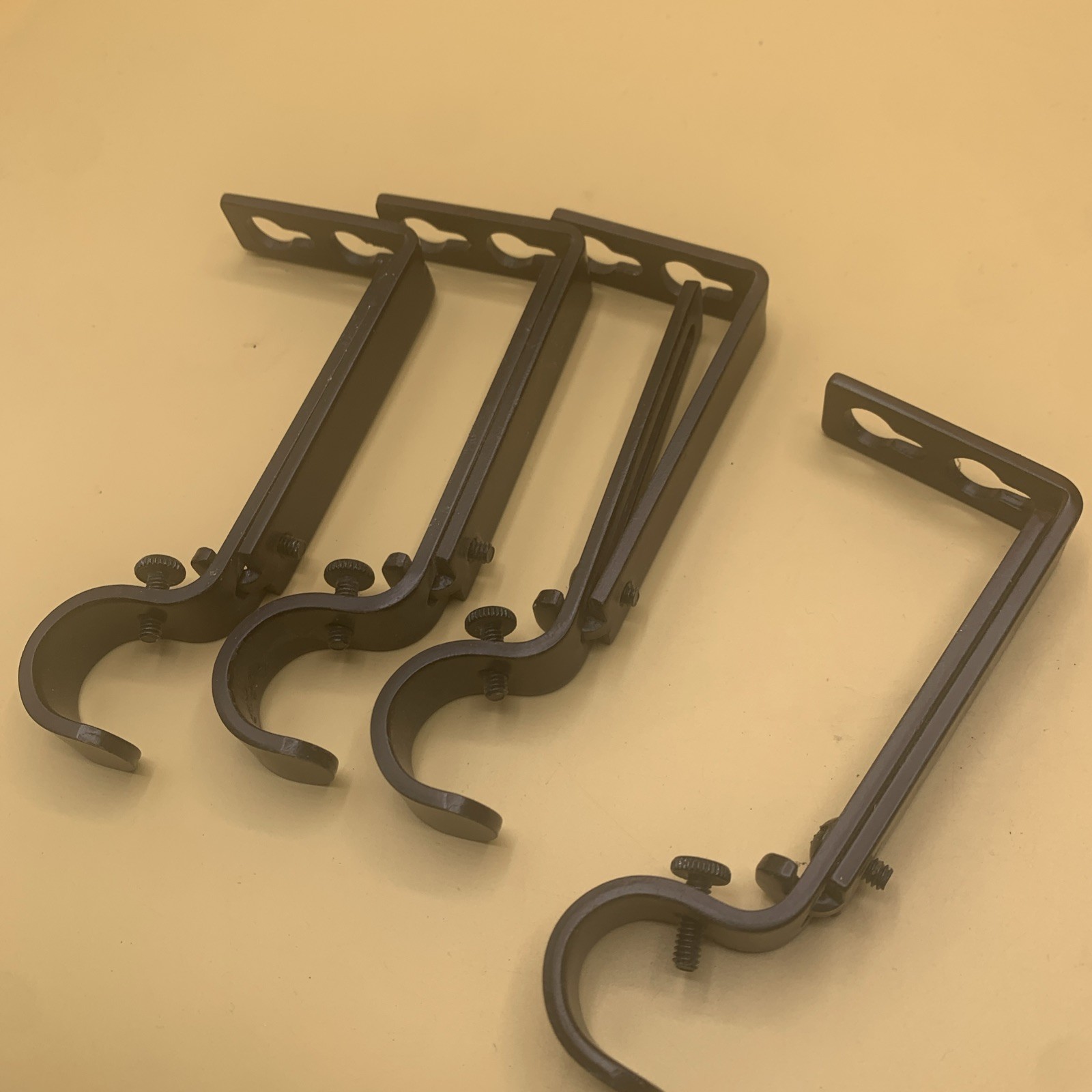 Adjustable Single Curtain Rod / Pipe Holders + 2 Solid Style Rod Holders