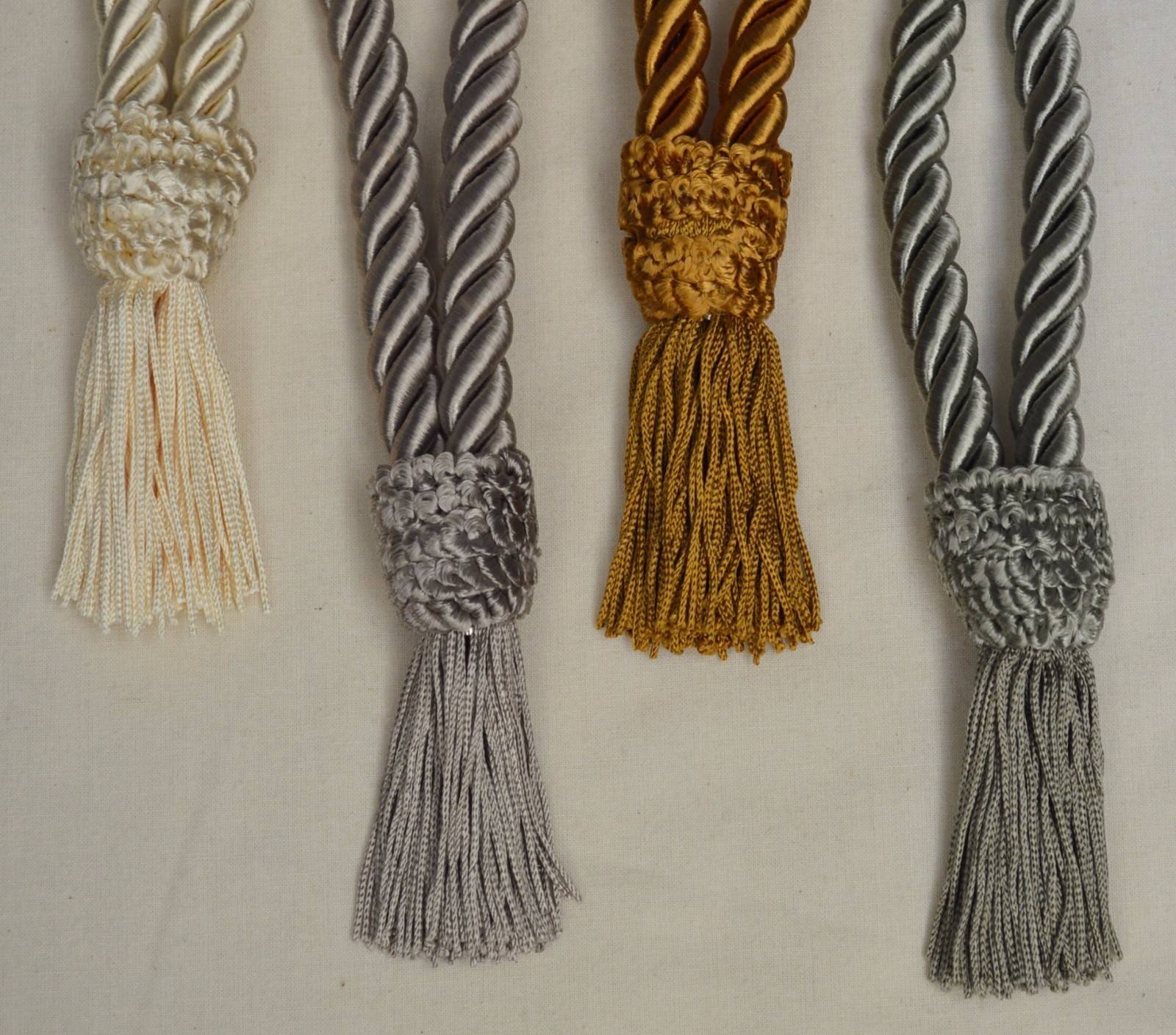 Curtain/Chair Tie-Back-30″spread V w/ 3″ tassel- 5 colors to choose from!