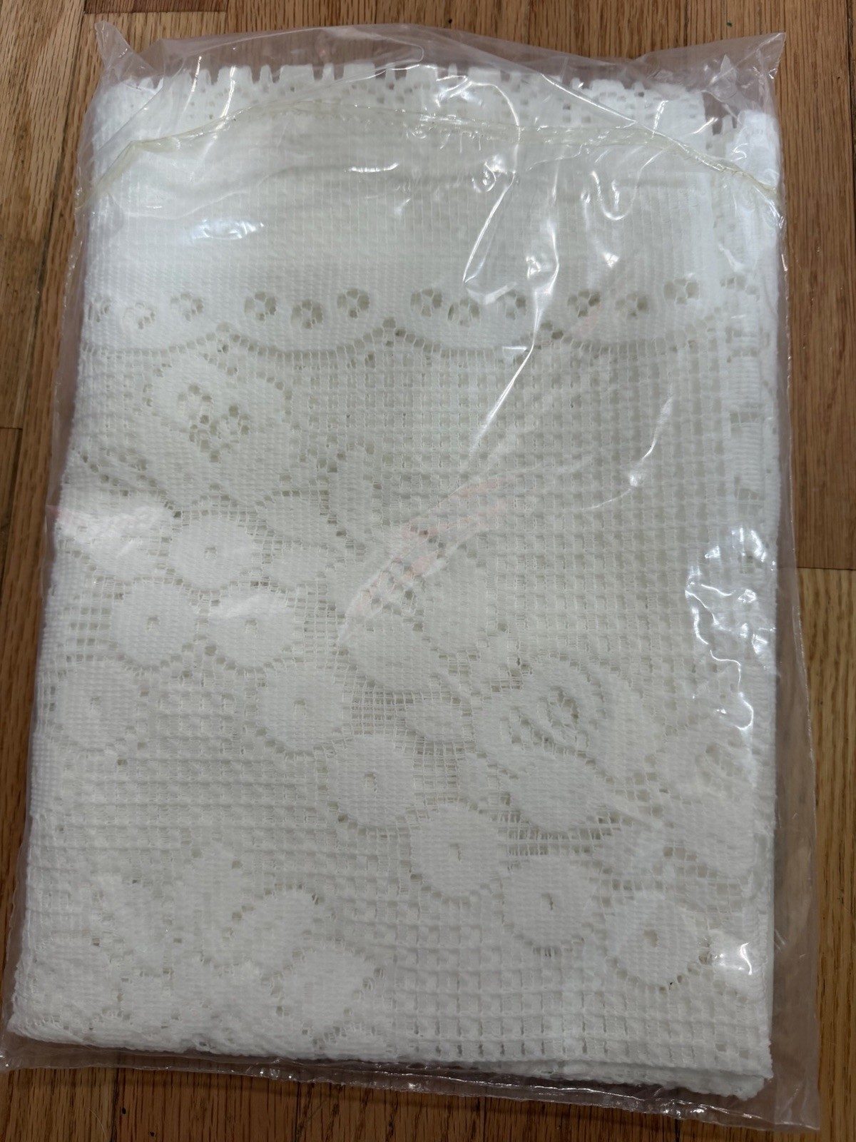 Heritage Lace Curtain- Off White 60 x 24” Tier American Beauty New In Package