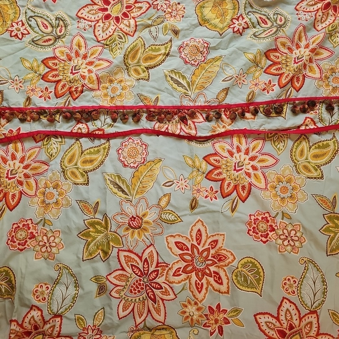 Waverly Charismatic Honeysuckle 2 Curtain Panels & 1 Valance Jacobean Floral