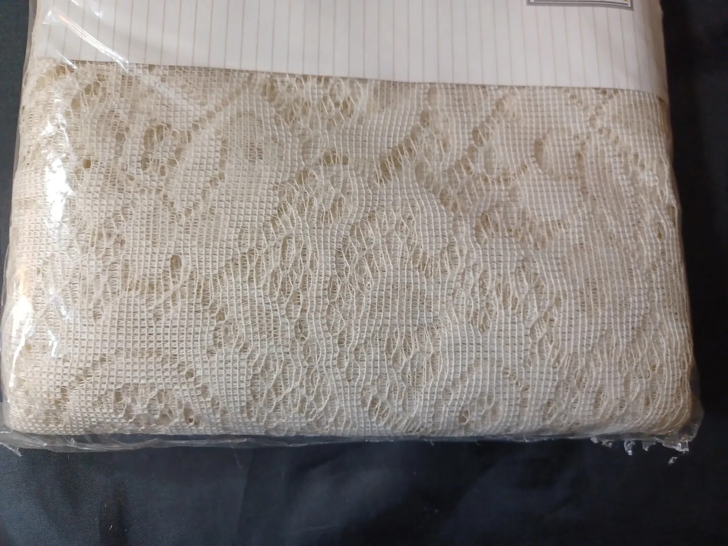 VINTAGE NOS WINDOW SCARF LACE EGGSHELL CREAM MARCIA GRAND MANOR 40″ W X 144 ” L