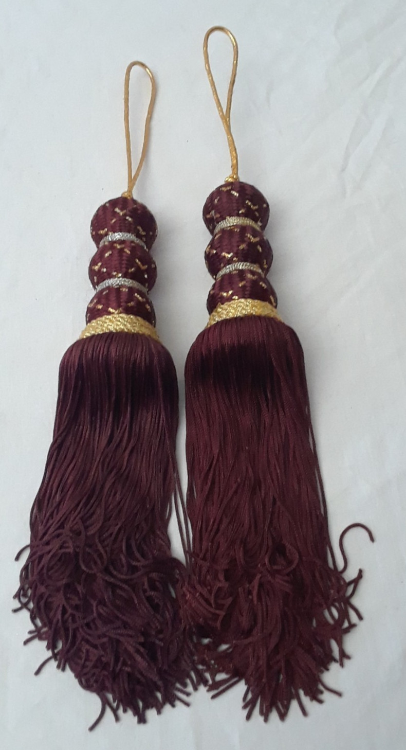 Tassel Burgundy – Gold – Silver 1.5 x 10.5 in Decorative Curtain Tiebacks