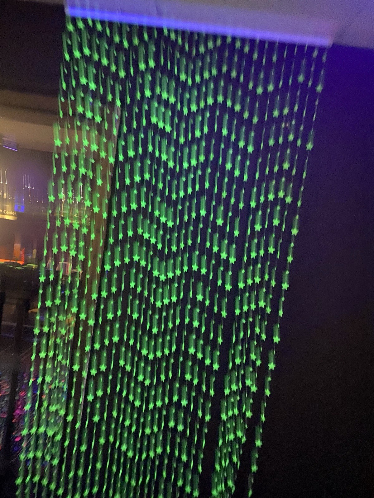 Beaded Curtain Plastic GLOW IN THE DARK Green Stars. Rare Spencer’s? NEW! Wow!