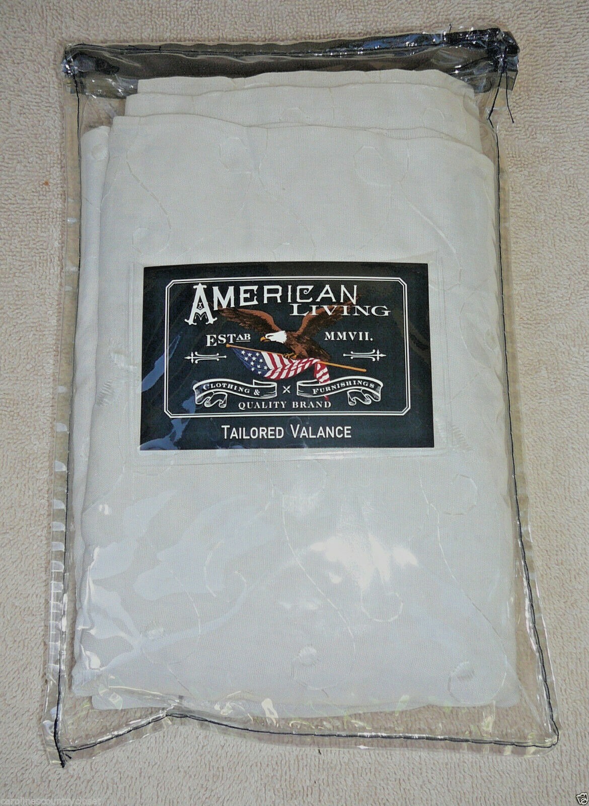 AMERICAN LIVING TAILORED VALANCE~White~Trellis & Leaf Design~8″-X 16″