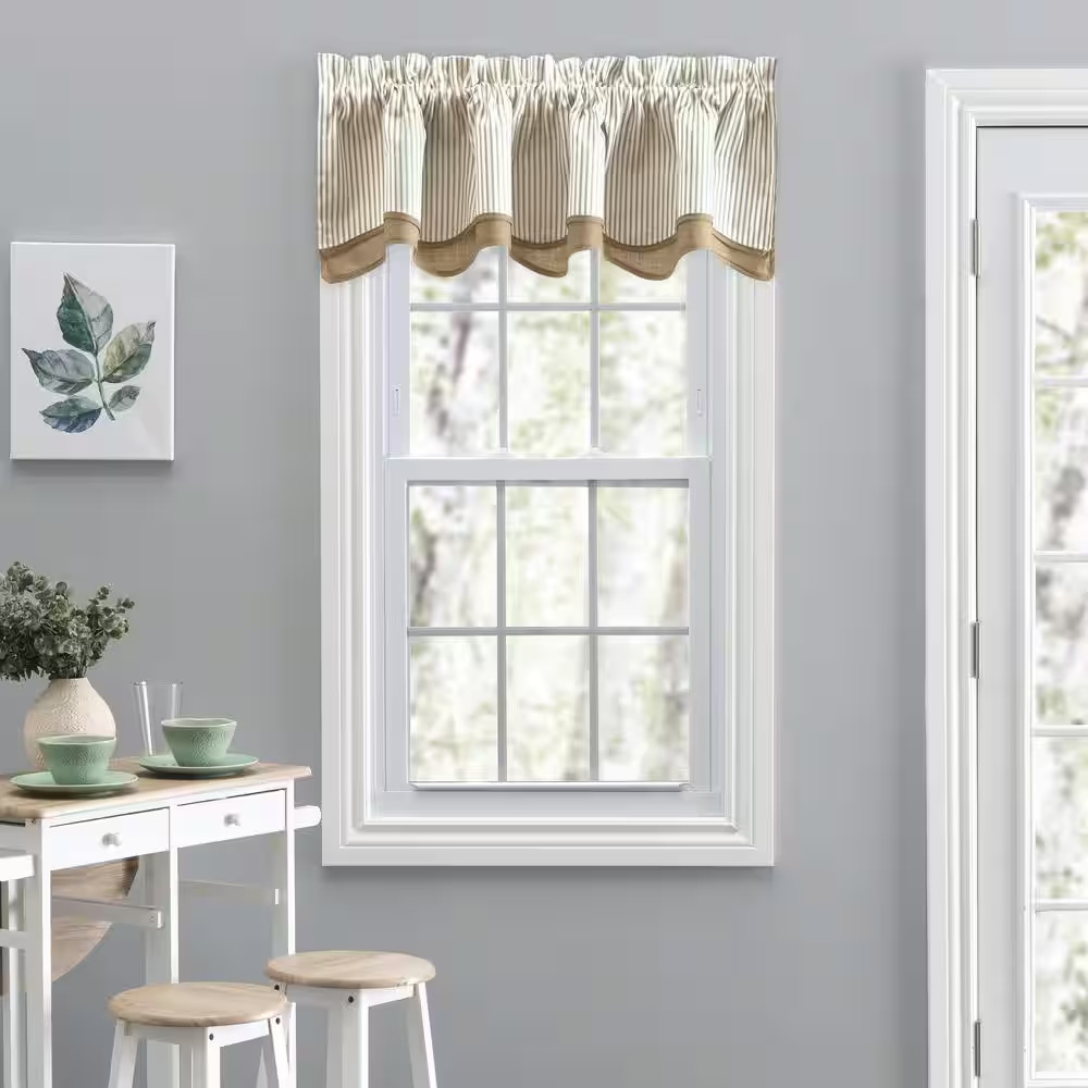 Plaza Stripe 15 in L. Polyester/Cotton Bradford Valance in Tan