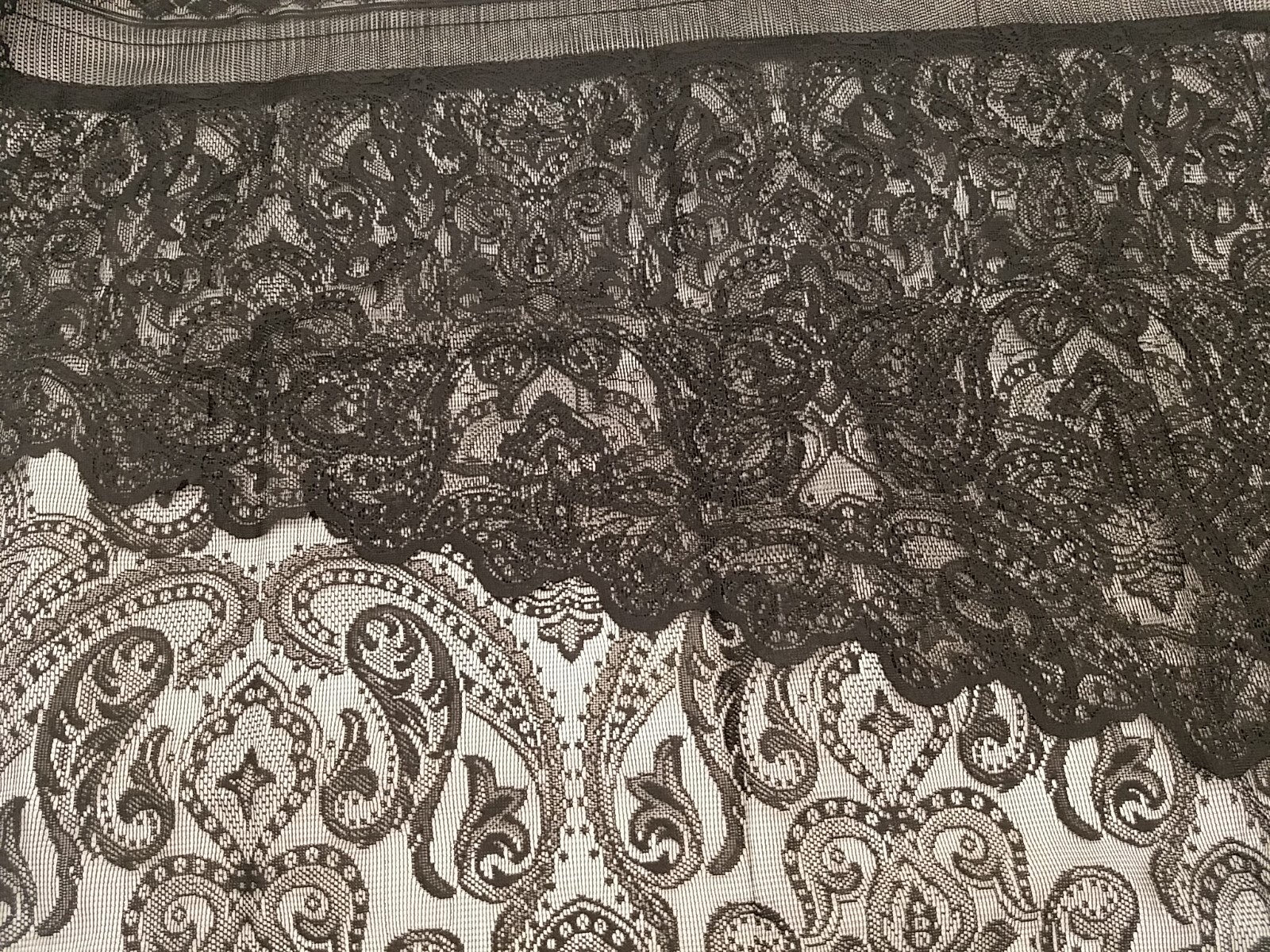 1PC Paisley Madrid Scalloped Lace Panel Curtain Attached Valance 56×84 Halloween