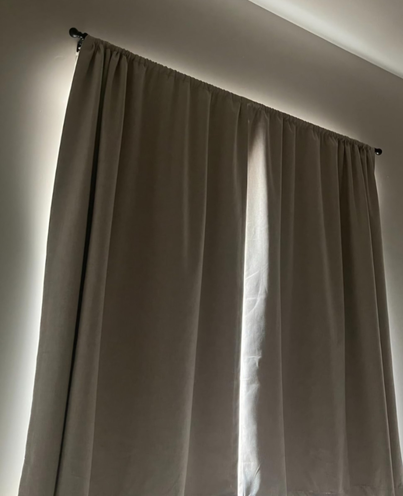 Beige 100% Blackout Linen Curtains 2‑Panel Set 50×96 Thermal Drapes- New
