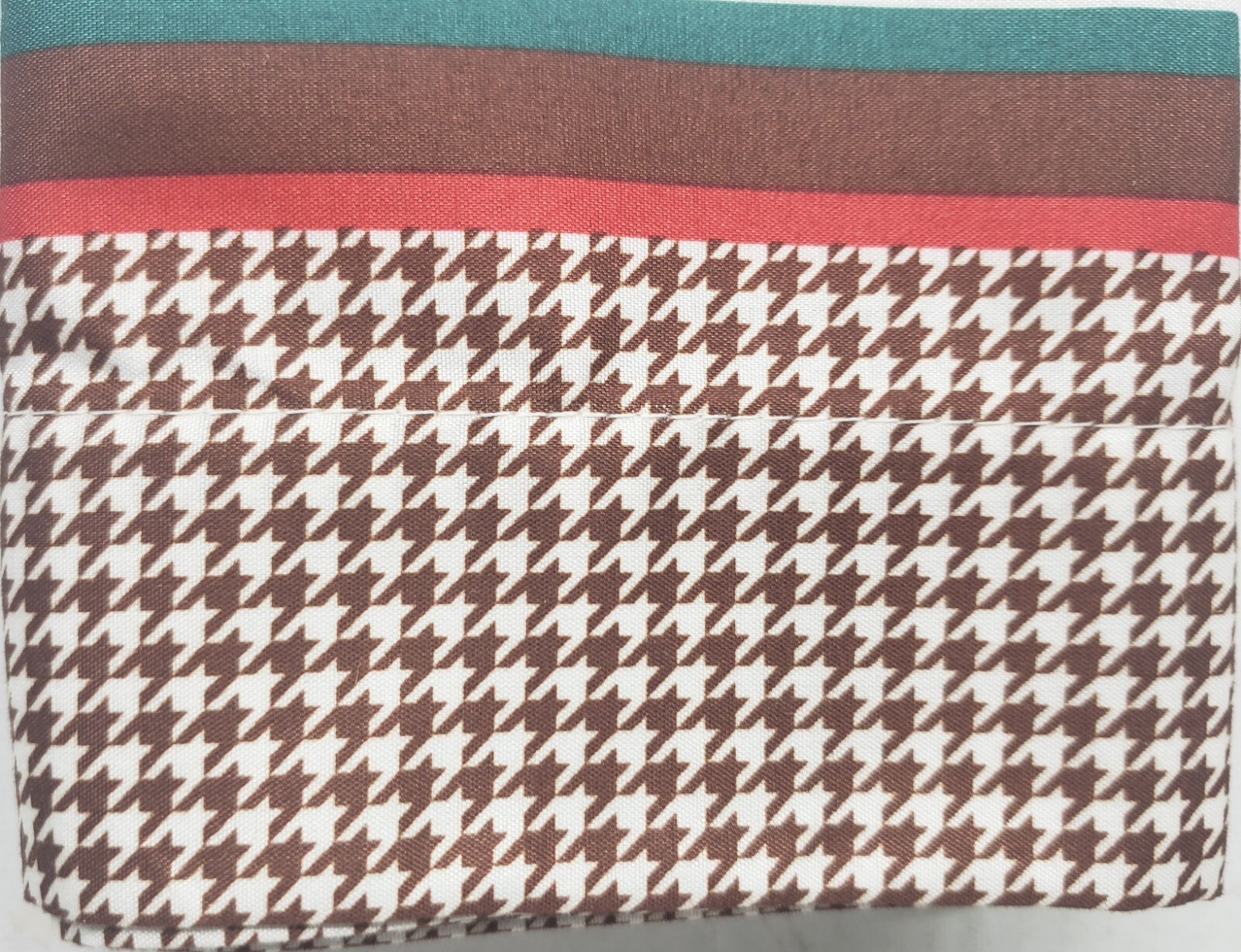 3pc. Rod Pocket Curtains Set(2 Tiers & Valance 60″x14″)DIFFERENT ROOSTERS,C13,MB