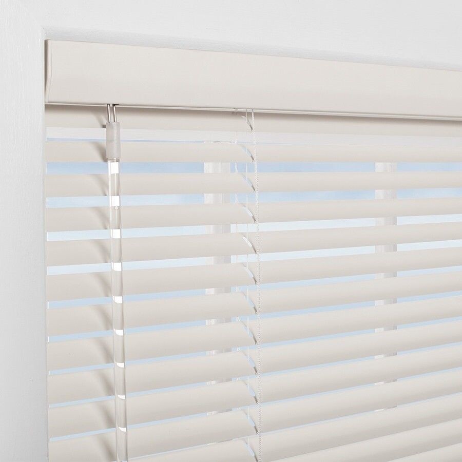 LEVOLOR 0169771-1-in White Vinyl Mini Blinds 72-in Act 71.5″ x 72-in HOTT DEALS