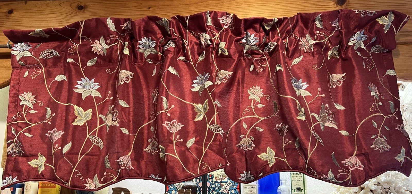 Elite red scalloped edge floral poly/cotton lined window valance, 54″ Wx17″L