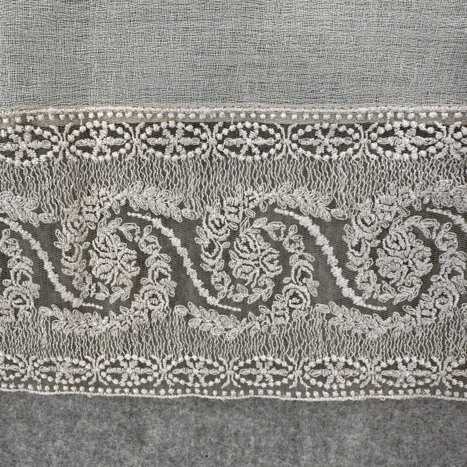 Chris Madden JCP Sheer Beige Lace Embroidered Curtain Panels Valance Set 41×83