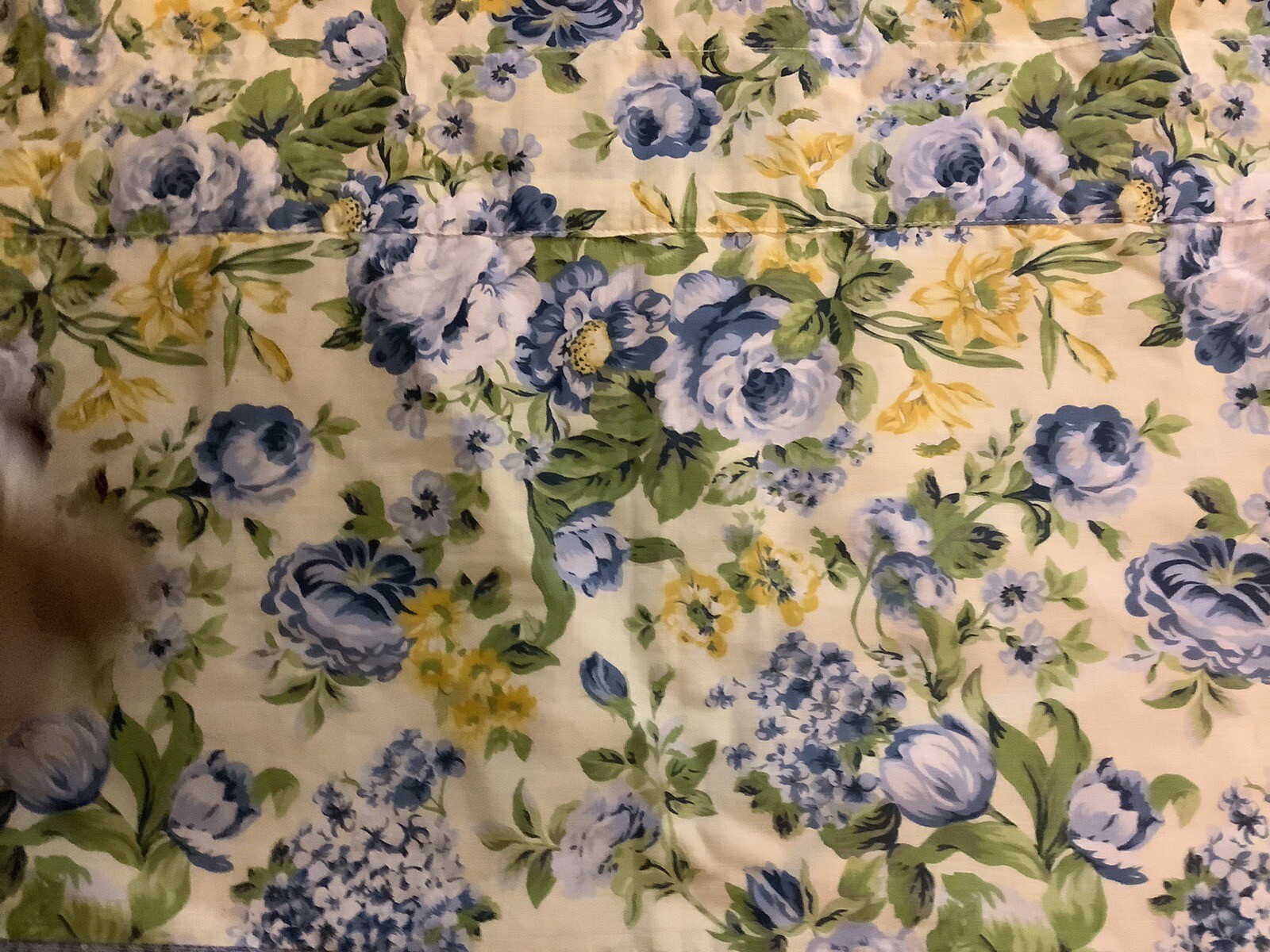 JC Penny~Valance~Blue & Yellow Floral~88×20.5~Beautiful~Excellent~Lined~Quality
