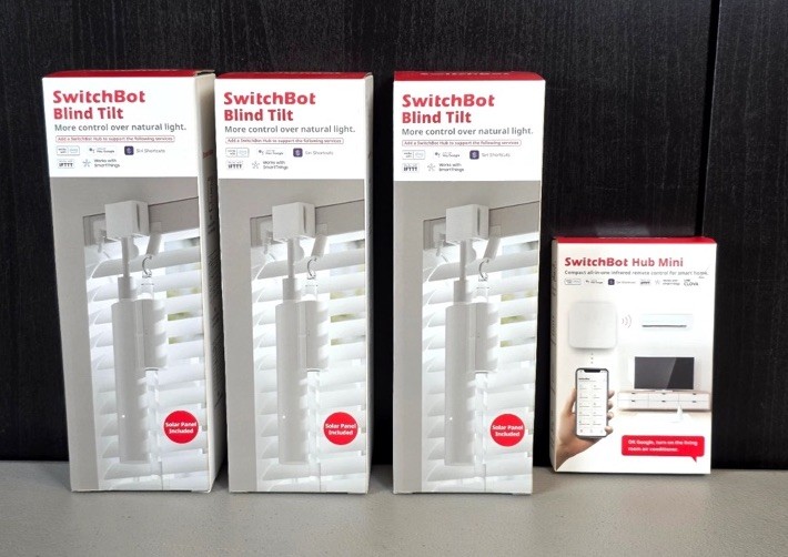 SwitchBot Blind Tilt 3-Pack w/Hub Mini Motorized Solar Blind Opener