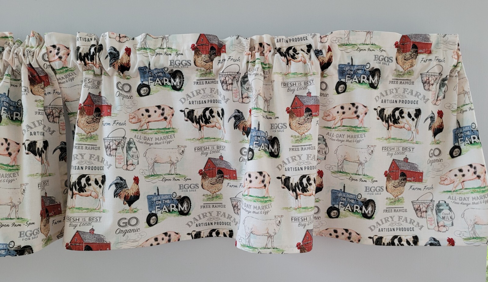 Country Farmhouse Valance Curtain, Farm Animal Themed Valance ( 41″ W x 15″ L)