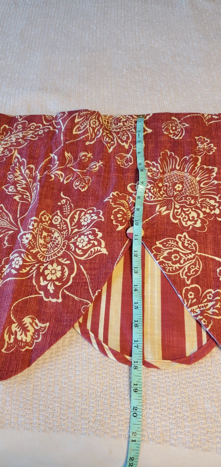Williamsburg Everard Jacobean Scalloped Valance Red Floral Striped Set Of 3