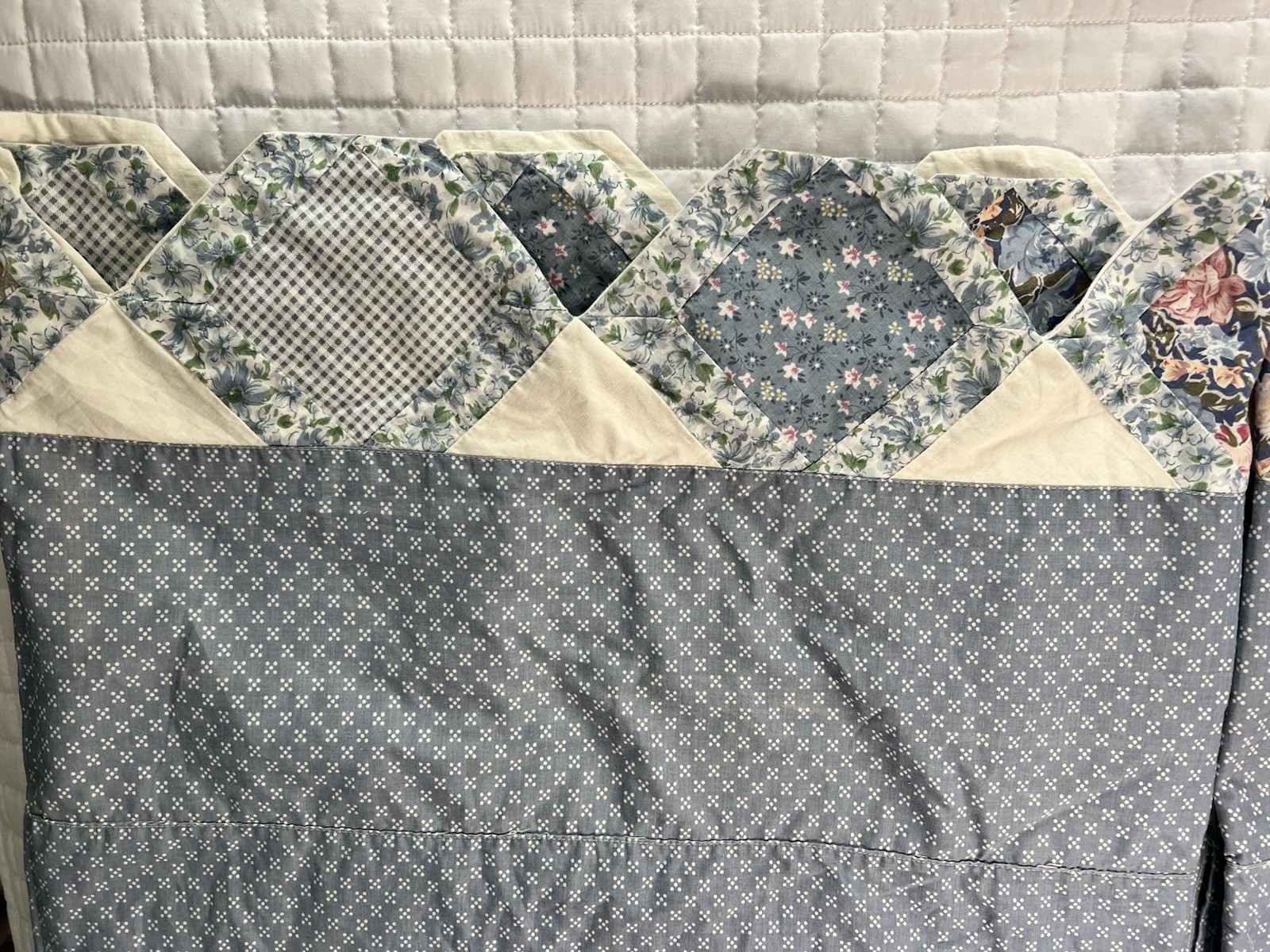 Vtg 90s JCPenney Patchwork Quilt Window Valance Blue Floral Cottagecore 81″x 18″