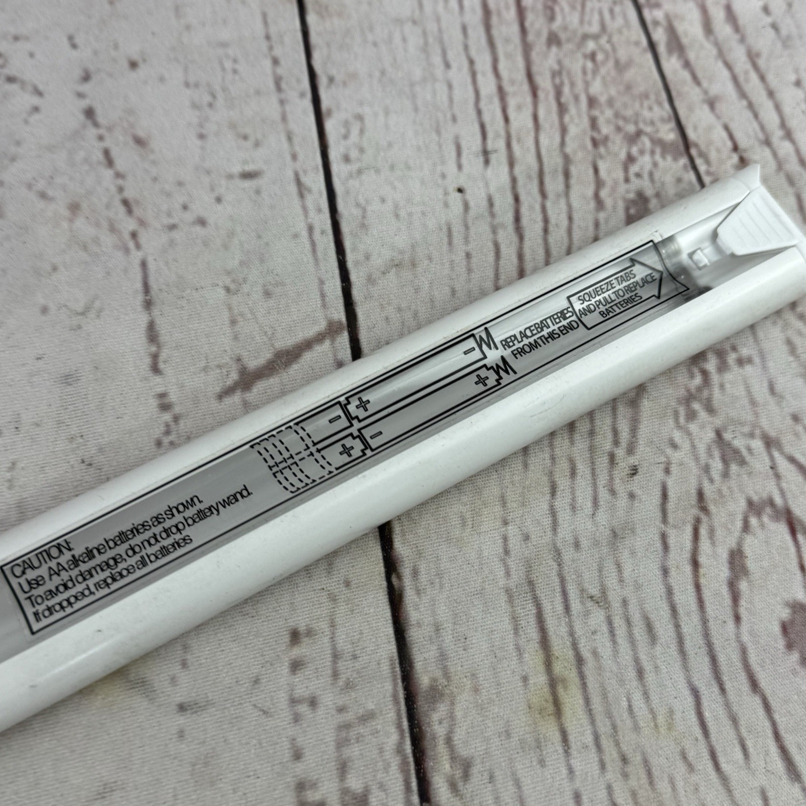 Hunter Douglas PowerView Battery Wand Tube Motorized Shade 14in