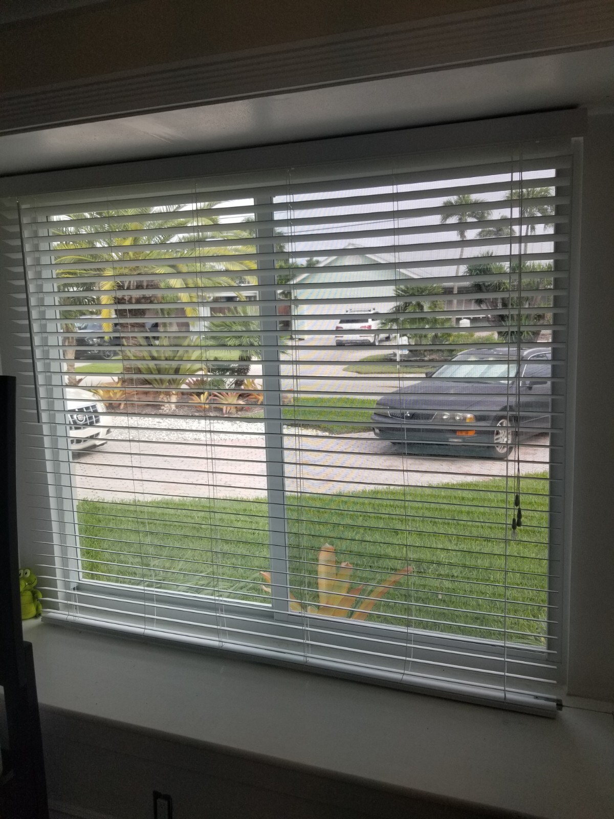 2″ FAUX WOOD BLINDS WHITE PLANTATION STYLE 71.5″ X 64″ GRANDWOOD DESIGNVIEW