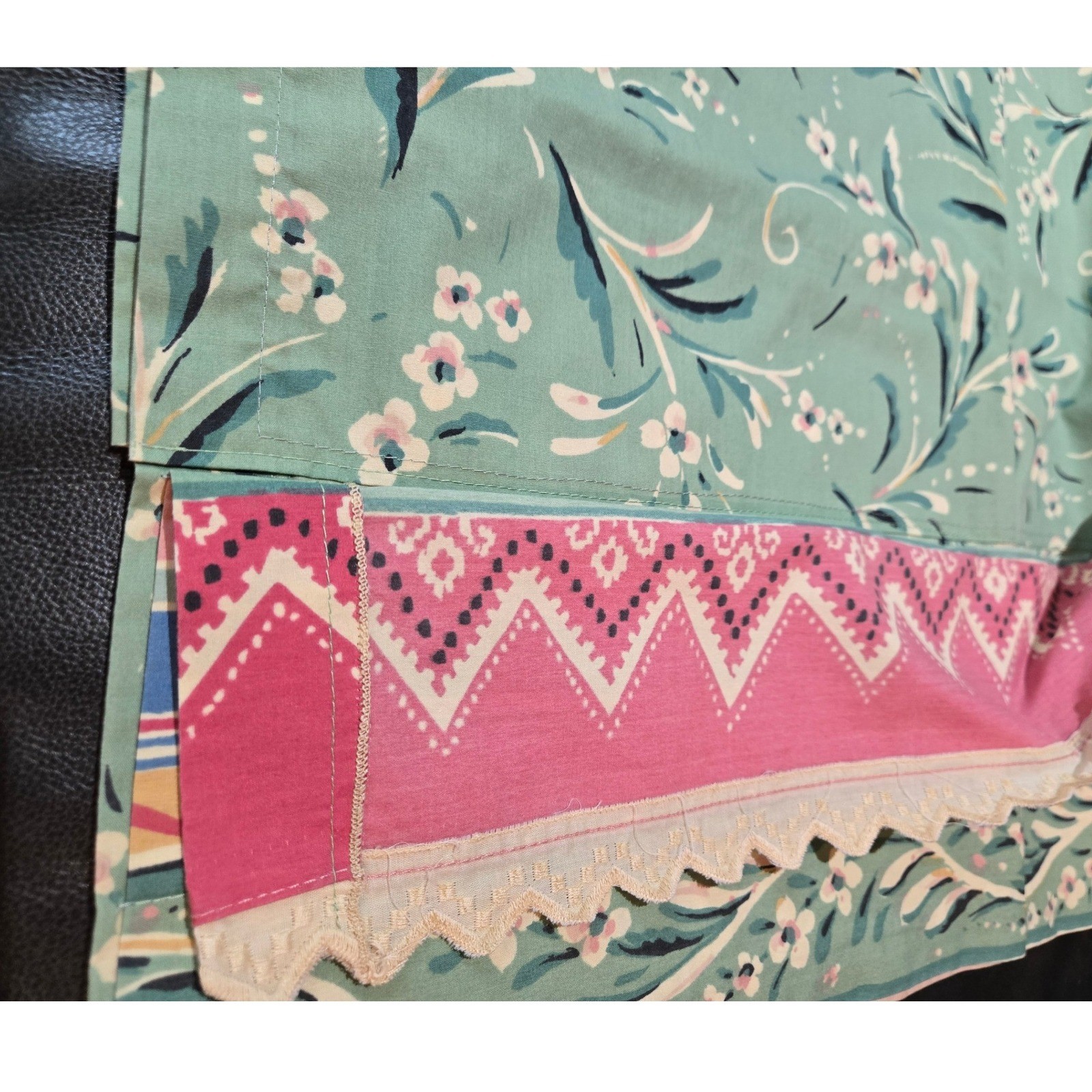 Unbranded Floral Valance Green Pink Vintage Cottagecore 26×18 Good