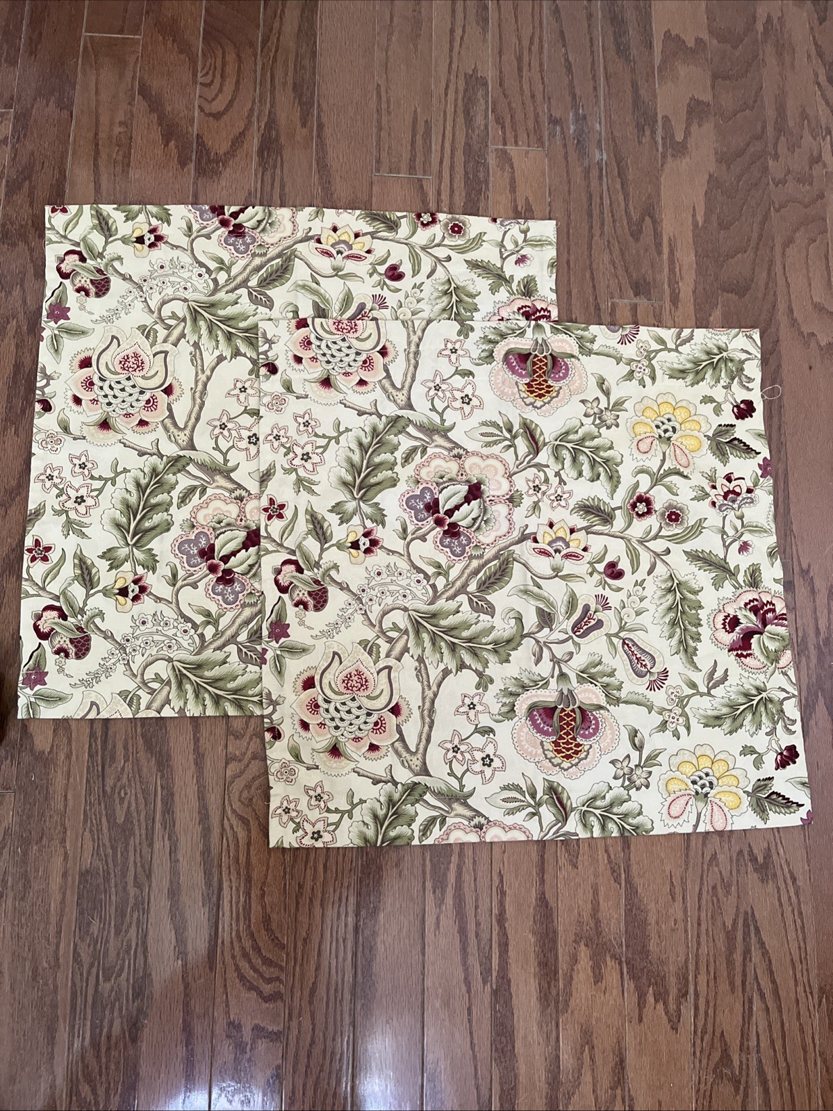2 Waverly Curtain Panels 25 x 25”Imperial Dress Jacobean Floral Rod Pocket