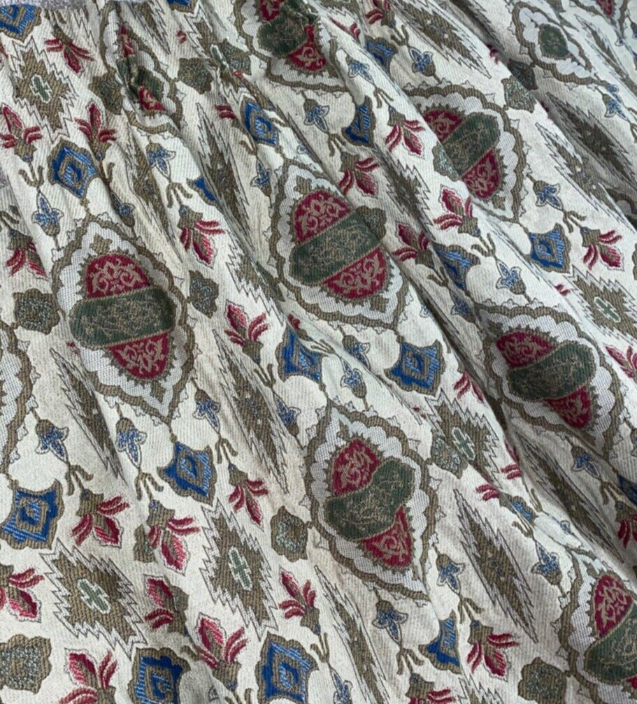 Pair of Stunning Tapestry Curtains Vintage Rug-Print Drapes 104 Long Tan Red 2