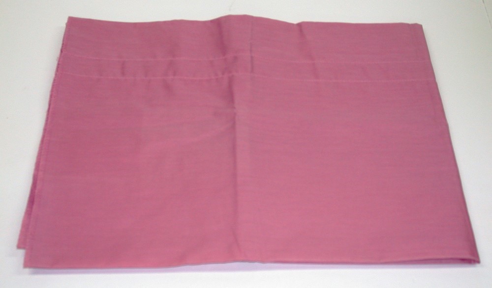 (1) Rod Pocket Valance ~ Pink ~ 13.5″ L x 70″ W **NEW**