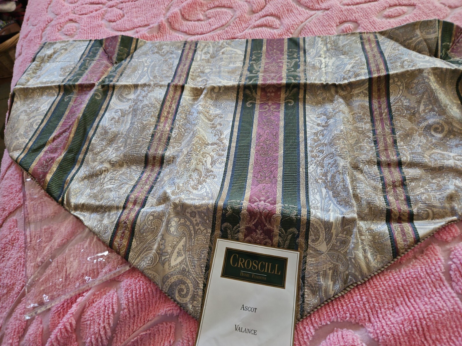 Croscill Ascot Single Valance With Tassel 40″ X 25″ New In Packet