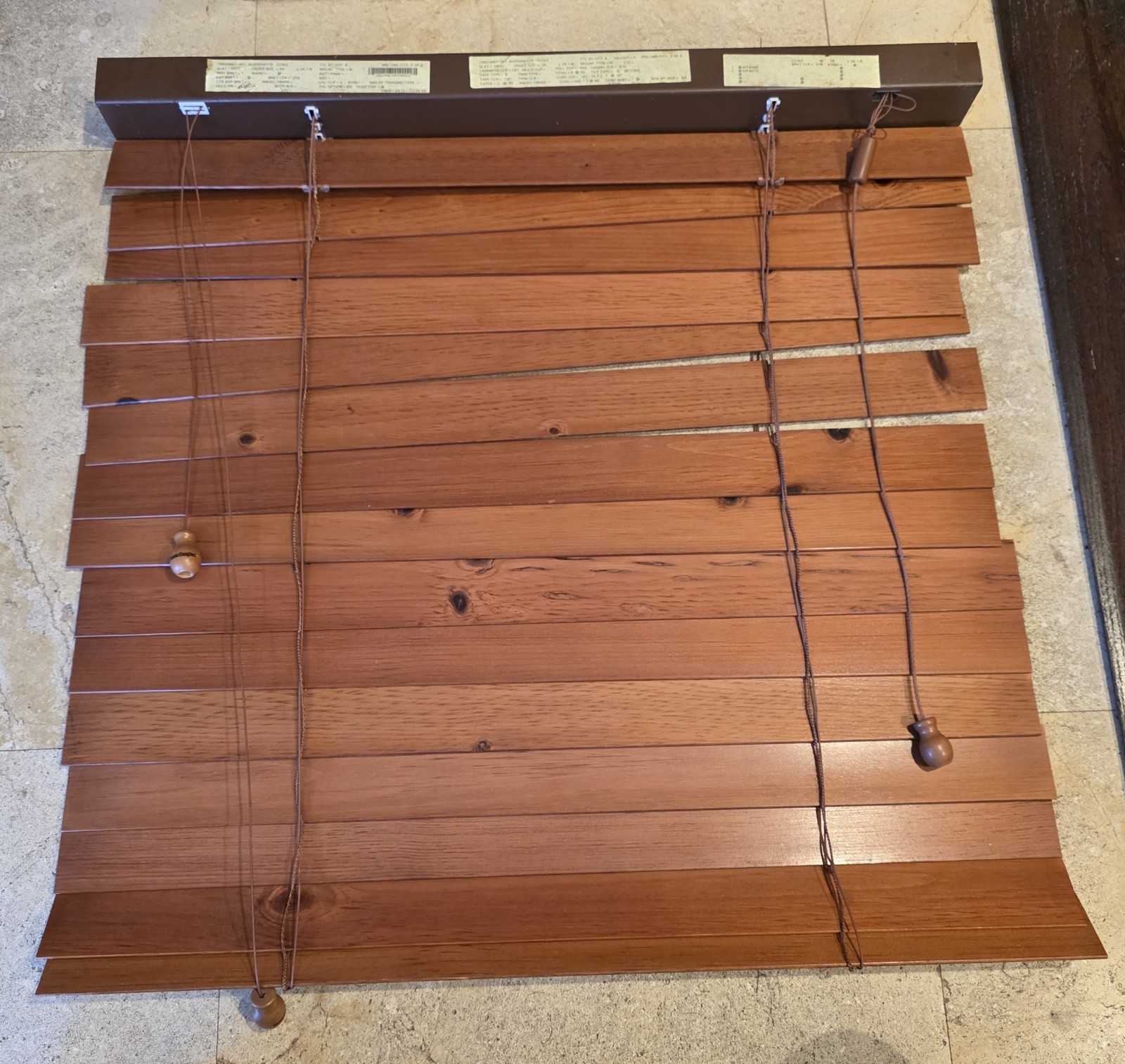 Hunter Douglas Wood Blinds 24″ x 25.5″