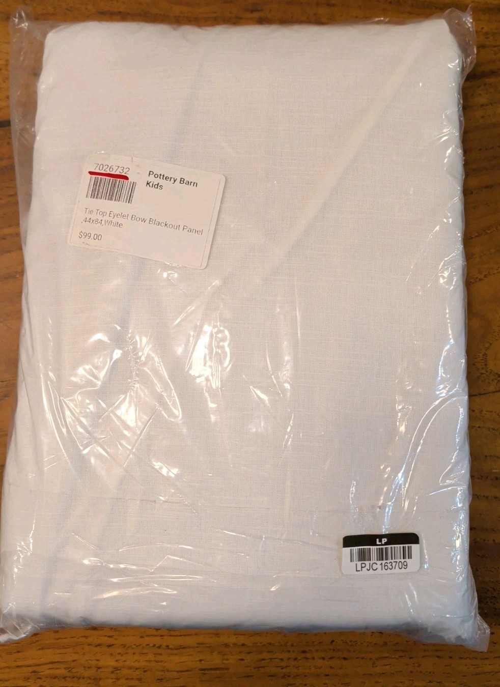 POTTERY BARN KIDS Tie-Top Eyelet Bow Blackout Curtain-44×84″-White-OPEN BOX