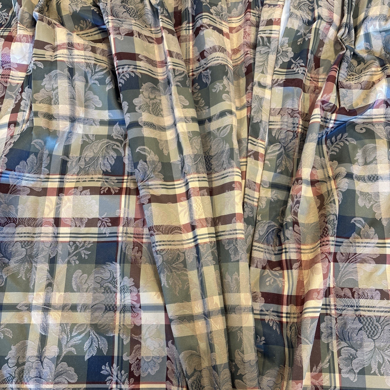 Set of 2 JC Penney Home Drapery Curtain Panels 29×83” Floral Jacquard Plaid