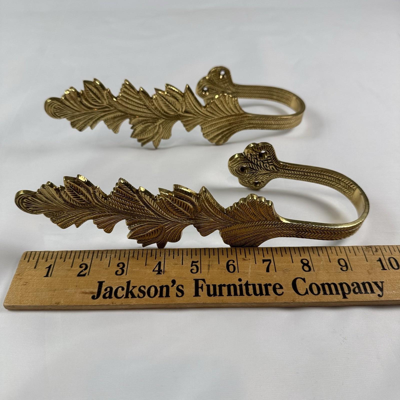 2 Curtain Tie Backs Vtg Solid Brass Drapery Holdback Leaf Floral Feather