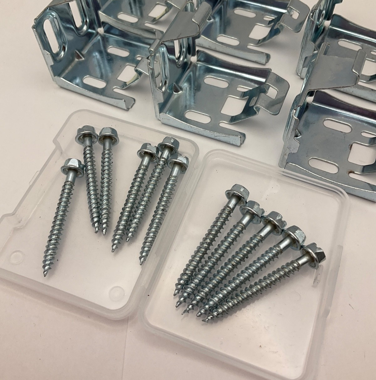 6 Pieces Mini Blind Brackets for Window Blinds, with Screws (1.18×1.18 Inch)