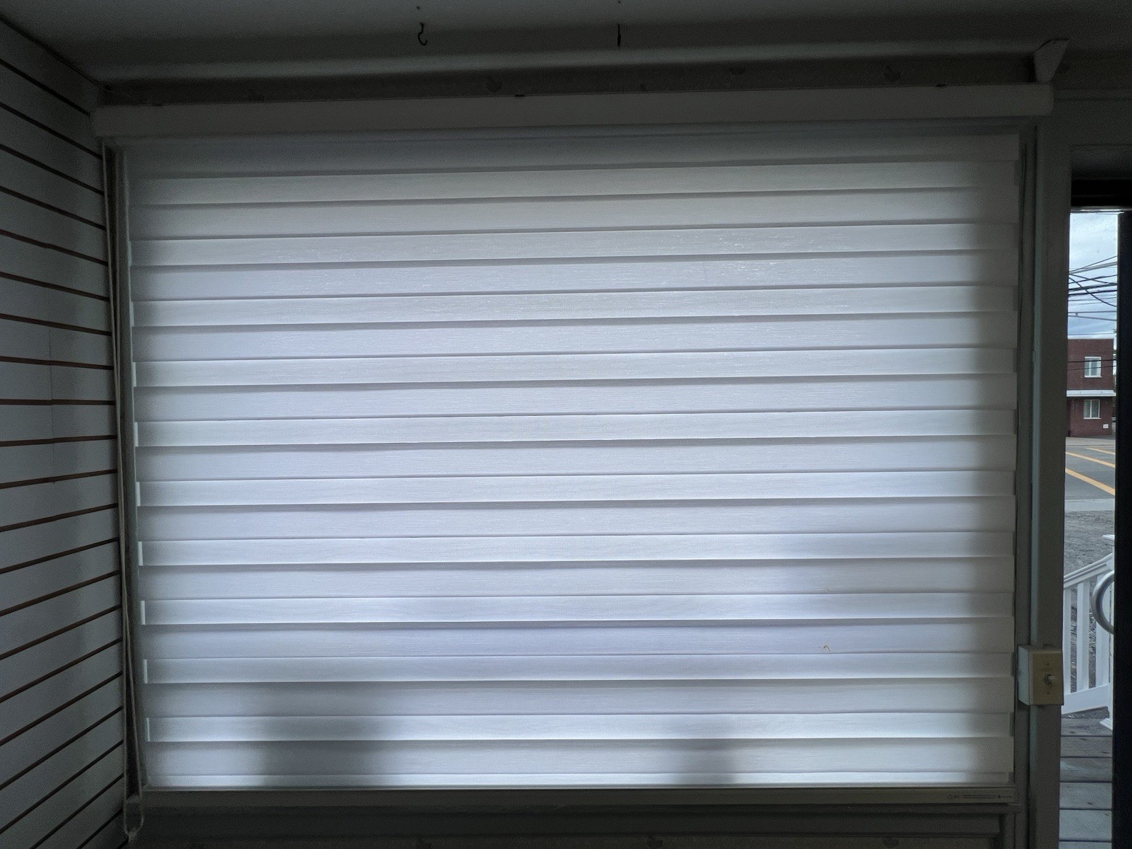 2sets of White Zebra Blinds 73×67 Fabric Window Frame Light Filtering Cordless