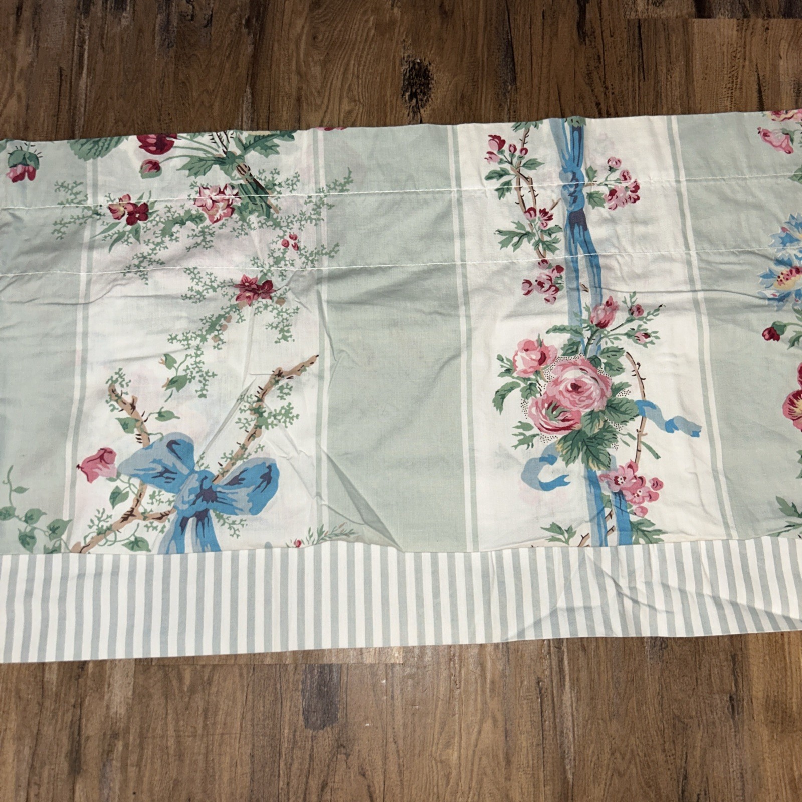 Cottage Core Croscill Mint & Pink Cabbage Roses Bows Valance Altered 84×19”